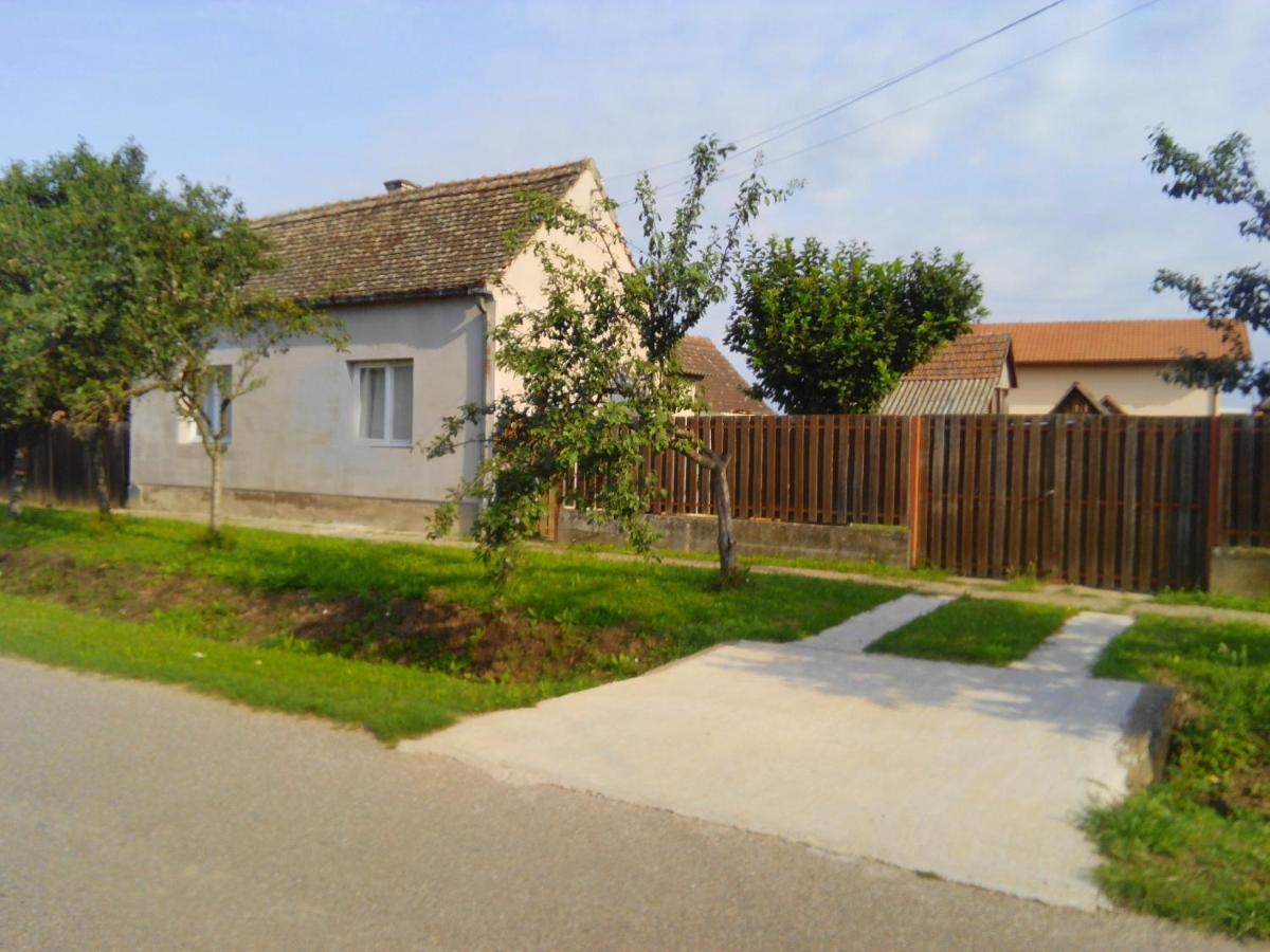 "Poetsko Cose" Nikole Tesle 86 Guest House Morovic Ngoại thất bức ảnh